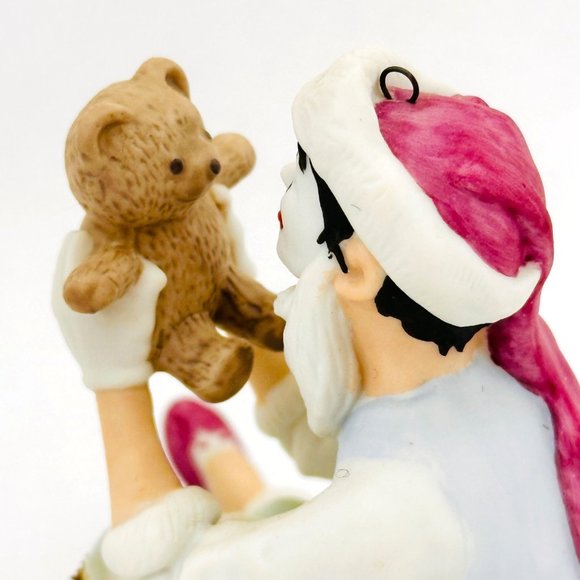 Limited Edition 1987 Hallmark Porcelain Ornament Hand Painted - Picture 8 of 11